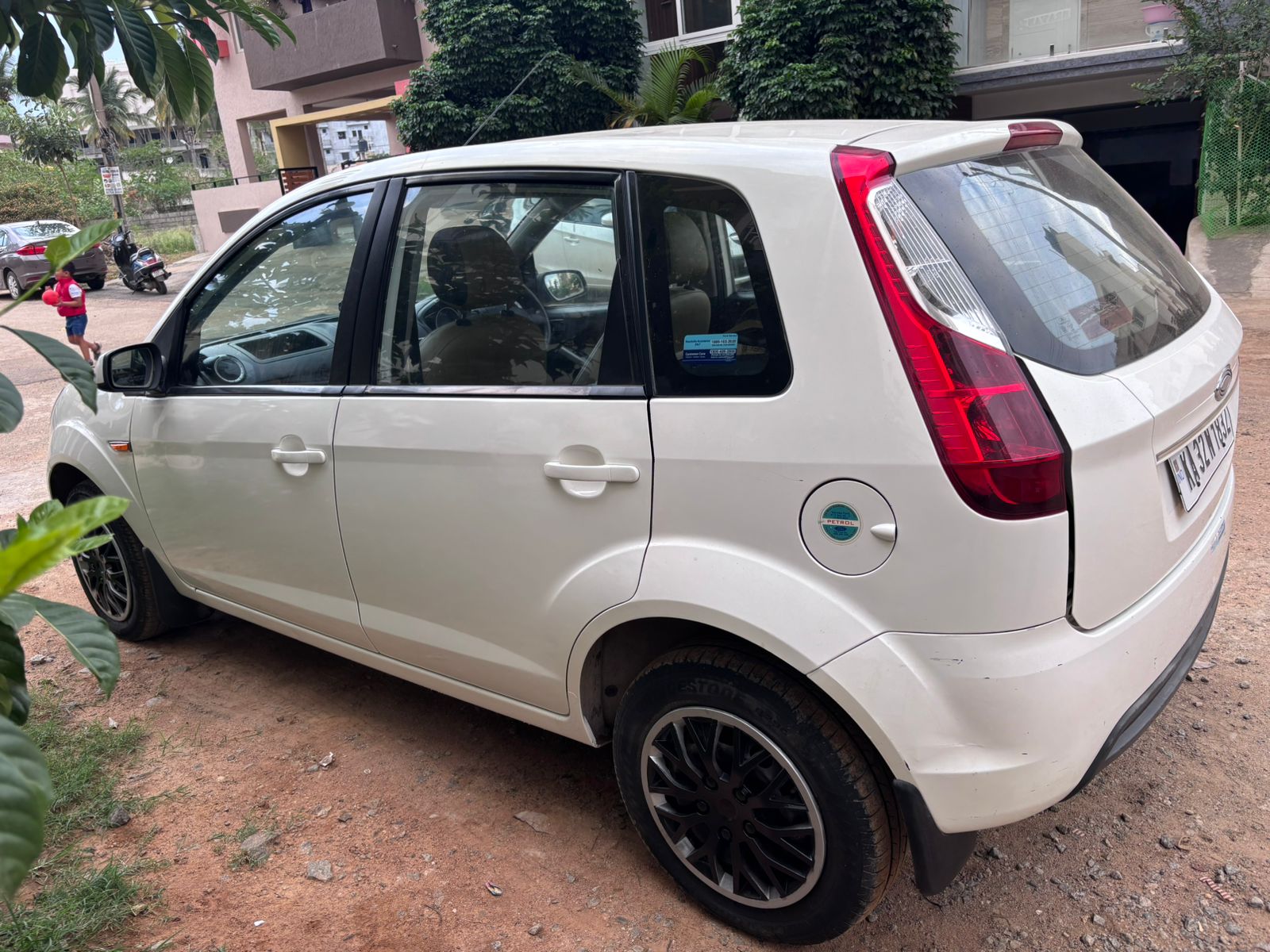 Ford Figo Zxi